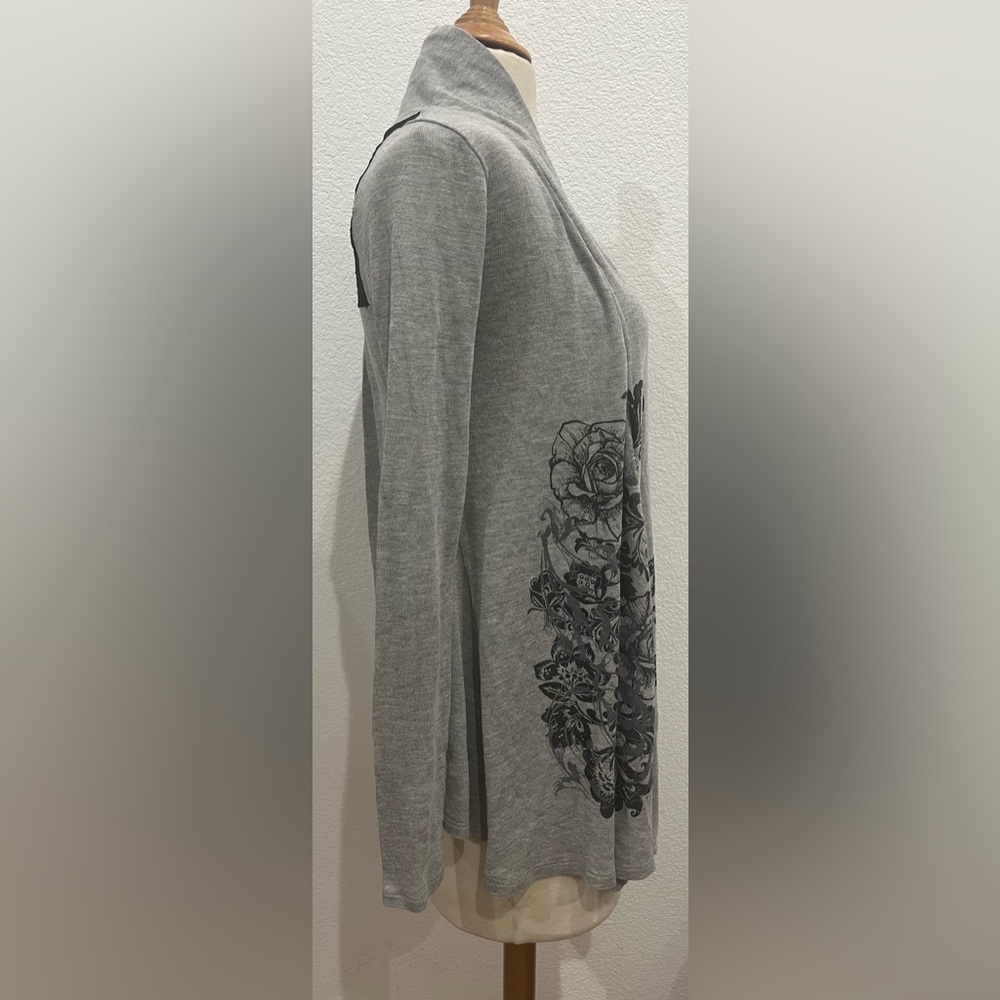 Docal Size S Grey & Black Embellished Open Front Cardigan. - Picture 4 of 11